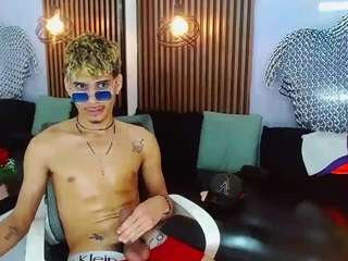 skinny-cute-alyer