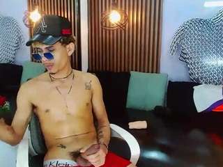 skinny-cute-alyer