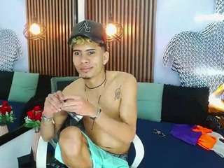 skinny-cute-alyer