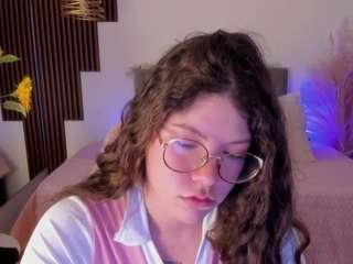 sweet-alicee Live Webcam on CamSoda