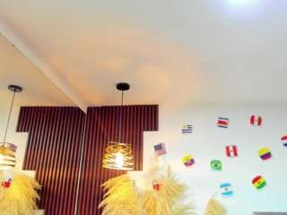 Live cam show with Sweet-Alicee