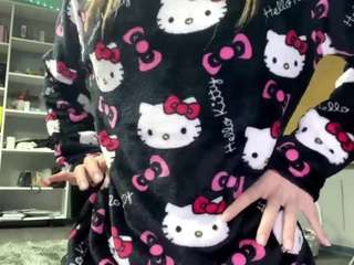 TrudieBeaumont live cam preview