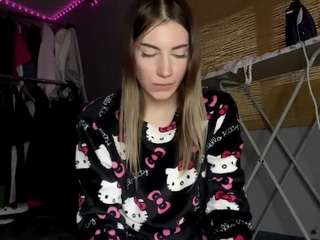 TrudieBeaumont live cam preview