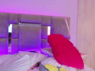 Live cam show with AbrilBrentt
