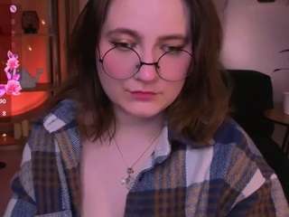 fairy-tara's CamSoda show and profile