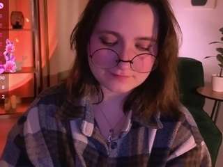 fairy-tara's CamSoda show and profile