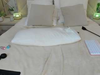 Live webcam model lilith-cortez on Soda Cams