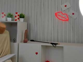 lilith-cortez Live Webcam on CamSoda