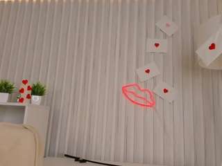 Lilith live webcam show
