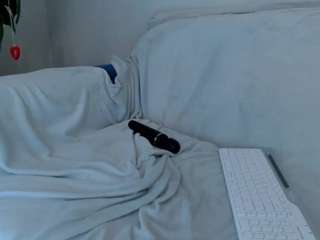 lilith-cortez's CamSoda show and profile