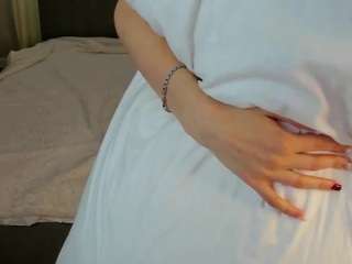 Live webcam model milena-milyan on Soda Cams