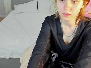 Live webcam model milena-milyan on Soda Cams