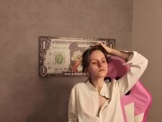 Live webcam model milena-milyan on Soda Cams