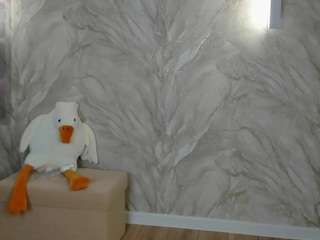 Milena-Milyan live cam preview