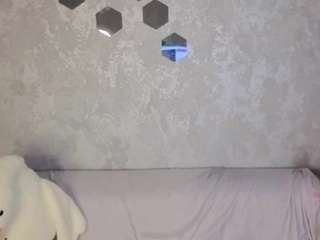 Milena-Milyan live cam preview