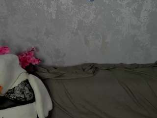 Milena-Milyan live cam preview