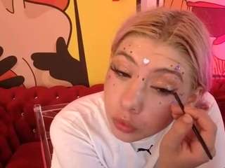 PinkyTrix live cam