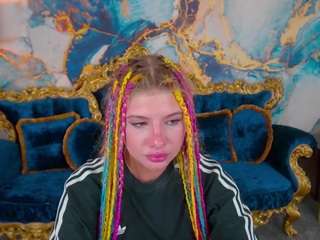 PinkyTrix live cam preview