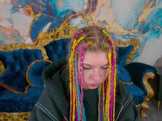 PinkyTrix live cam preview