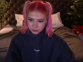 pinkytrix's live room