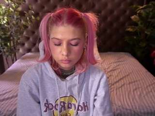 pinkytrix