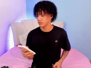 adam-walker90