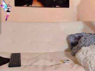adam-walker90 live cam preview