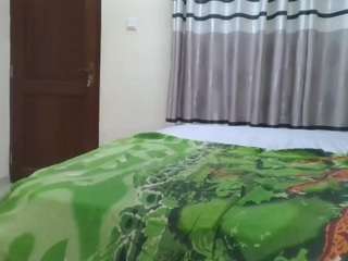 cutey-pinky live webcam show
