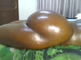 Cutey-pinky live webcam show