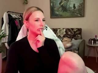 Live webcam model eddiezalamea on Soda Cams