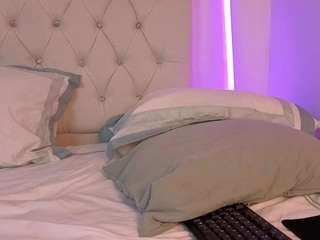 isabella-lux webcam