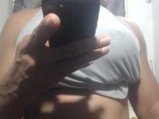 endenis18inches live cam preview