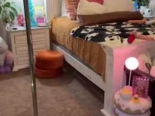 The Butterfly Chick live webcam show