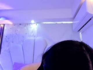 lunabloomm live cam preview