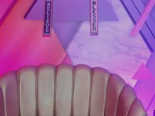 Live webcam model macarenabenz on Soda Cams