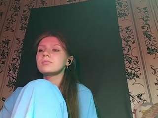 Live cam show with SheriseStomberg