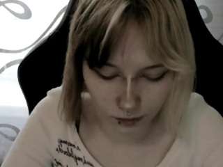 vinika's CamSoda show and profile