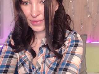 EmmaStinsen live cam preview