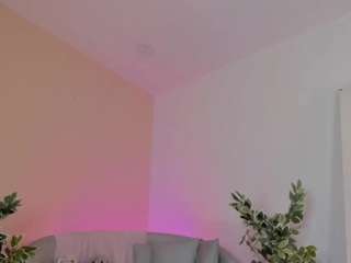 alannarussell live cam preview