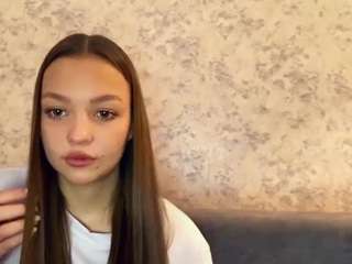 Live webcam model elnoraendreson on Soda Cams