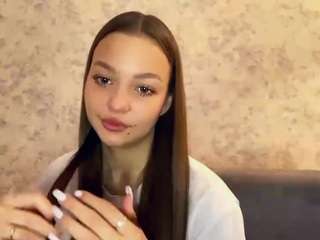 Live webcam model elnoraendreson on Soda Cams