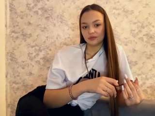 Live webcam model elnoraendreson on Soda Cams