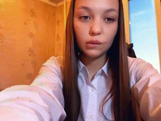 elnoraendreson's CamSoda show and profile