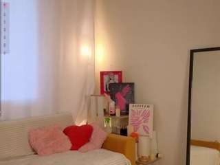 KeiraHarkenreader live webcam show