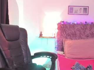 Live webcam model lunaasantamaria on Soda Cams