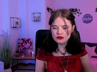 nikki-kiss