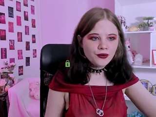 nikki-kiss