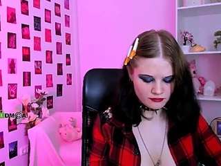 nikki-kiss