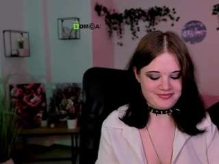 nikki-kiss