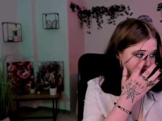 nikki-kiss live cam preview